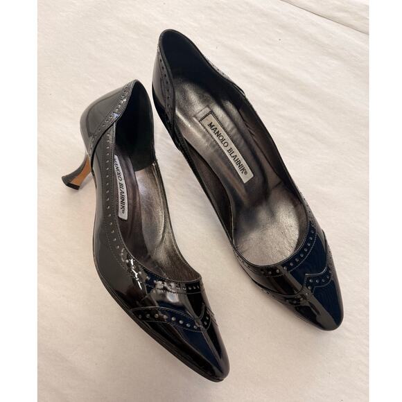 Vintage Manolo Blahnik Black Patent Leather Brogue Kitten Heel Pumps Eu 36.5 - Picture 1 of 5